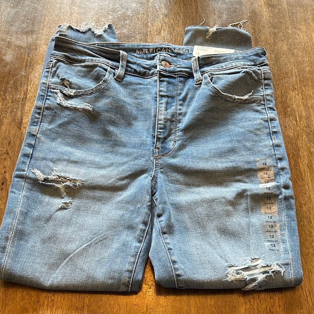 American Eagle Outfitters Women's High Rise Distressed Blue Jeans